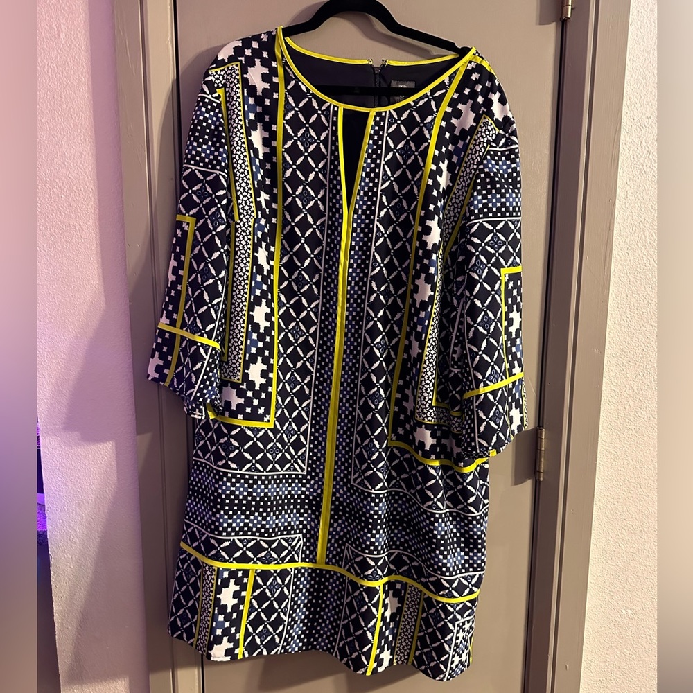 Vince Camuto Dress